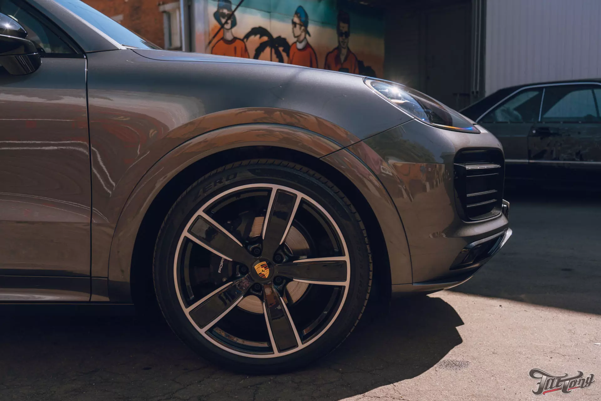 Porsche Cayenne. Оклейка в полиуретан. Окрас дисков
